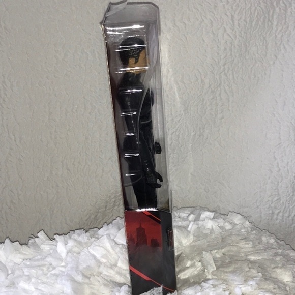 DC Comics The Batman 12" Selina Kyle Action Figure - Picture 5 of 7